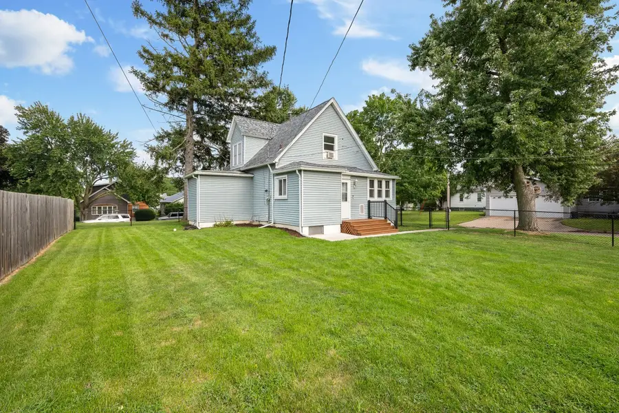 1850 39th Street, Rock Island, IL 61201 - #3