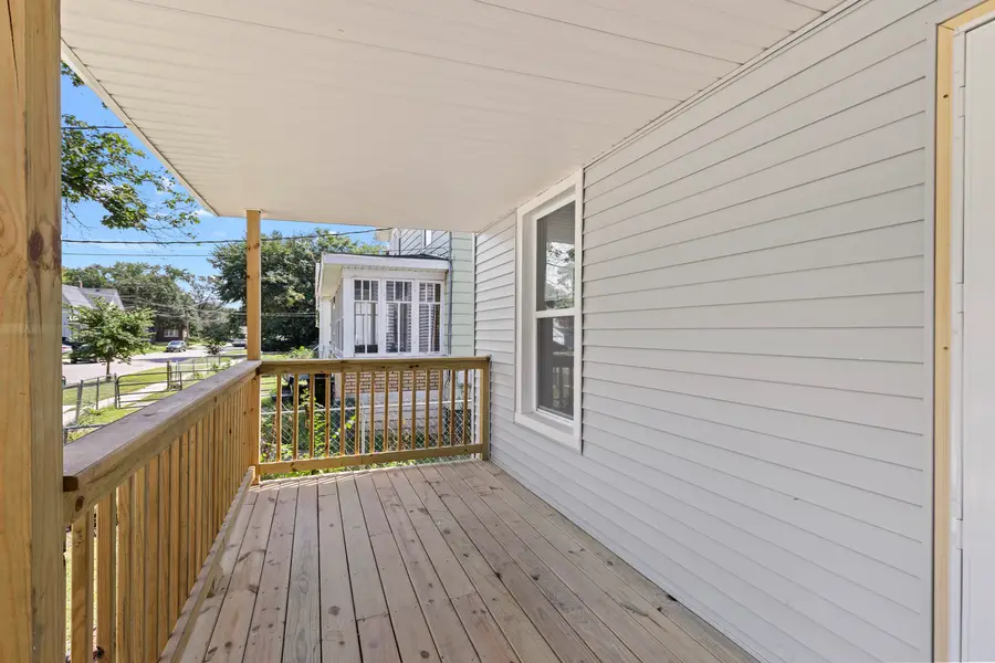 1113 22nd Avenue, Rockford, IL 61104 - #3
