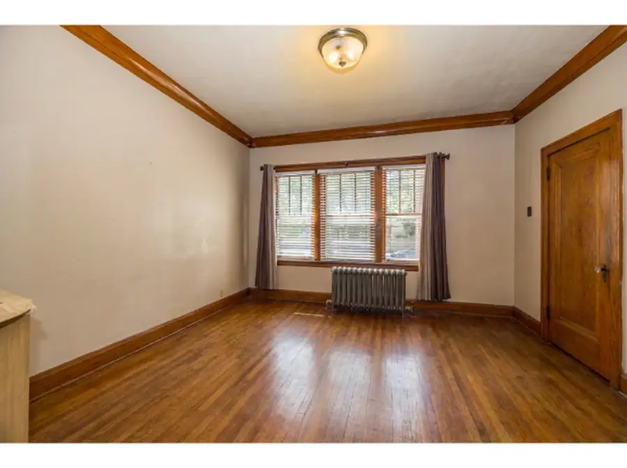 2714 E 93rd Street, Chicago, IL 60617 - #3