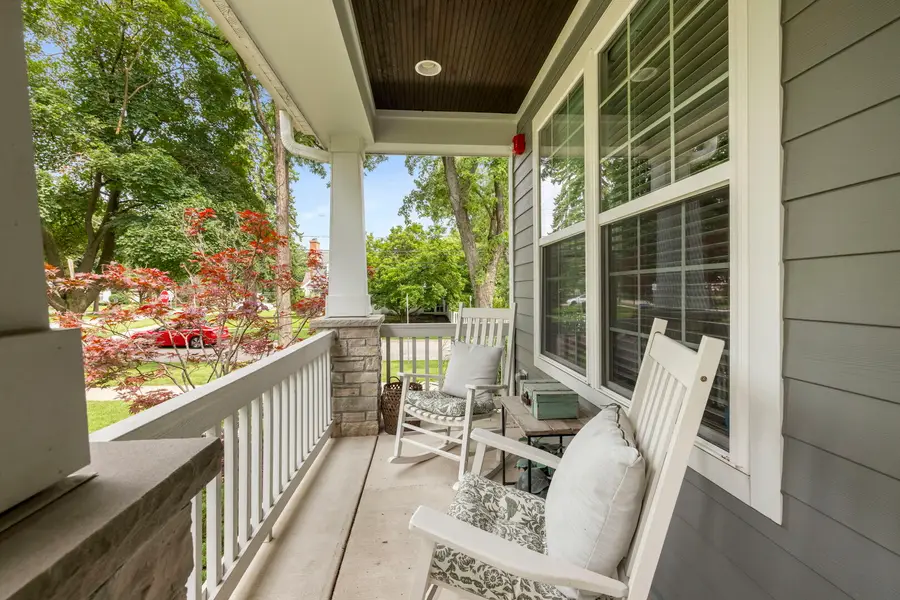 799 Hill Avenue, Glen Ellyn, IL 60137 - #2