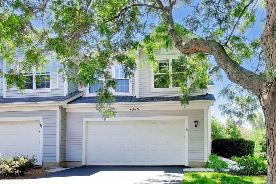 1325 Newport Street, Mundelein, IL 60060 - #2