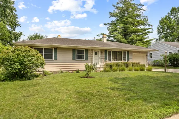 947 Diane Avenue, Elgin, IL 60123