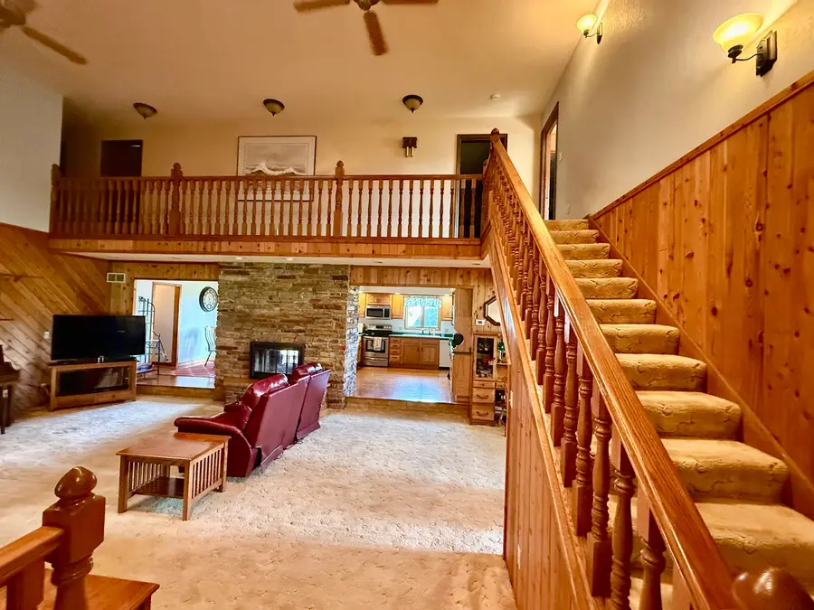 444 Garfield Avenue, Lasalle, IL 61301 - #2