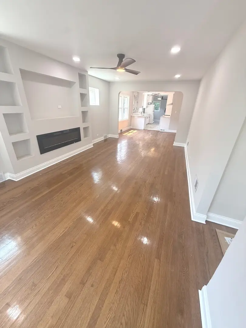 8926 S Paxton Avenue, Chicago, IL 60617 - #3
