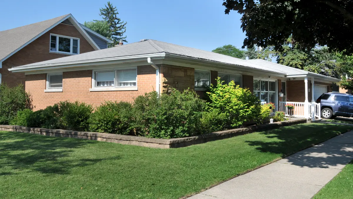 1201 Raymond Avenue, La Grange Park, IL 60526 - #1