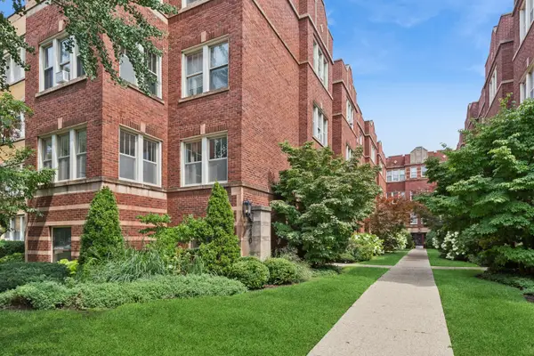 240 S Maple Avenue #3W, Oak Park, IL 60302