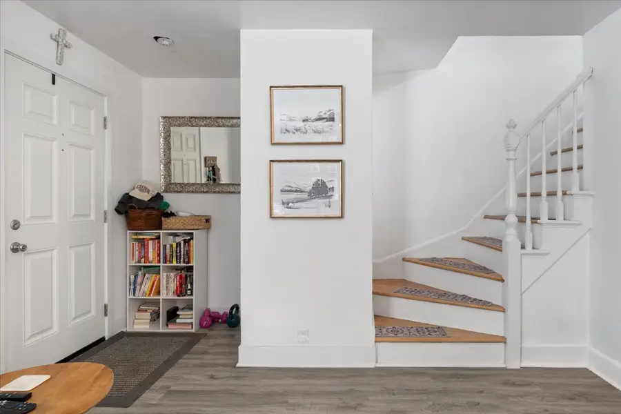 4844 N Harding Avenue, Chicago, IL 60625 - #2