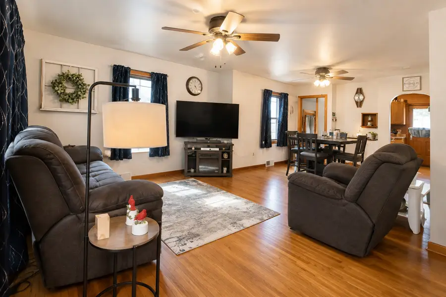 907 Cooper Street, Dixon, IL 61021 - #3