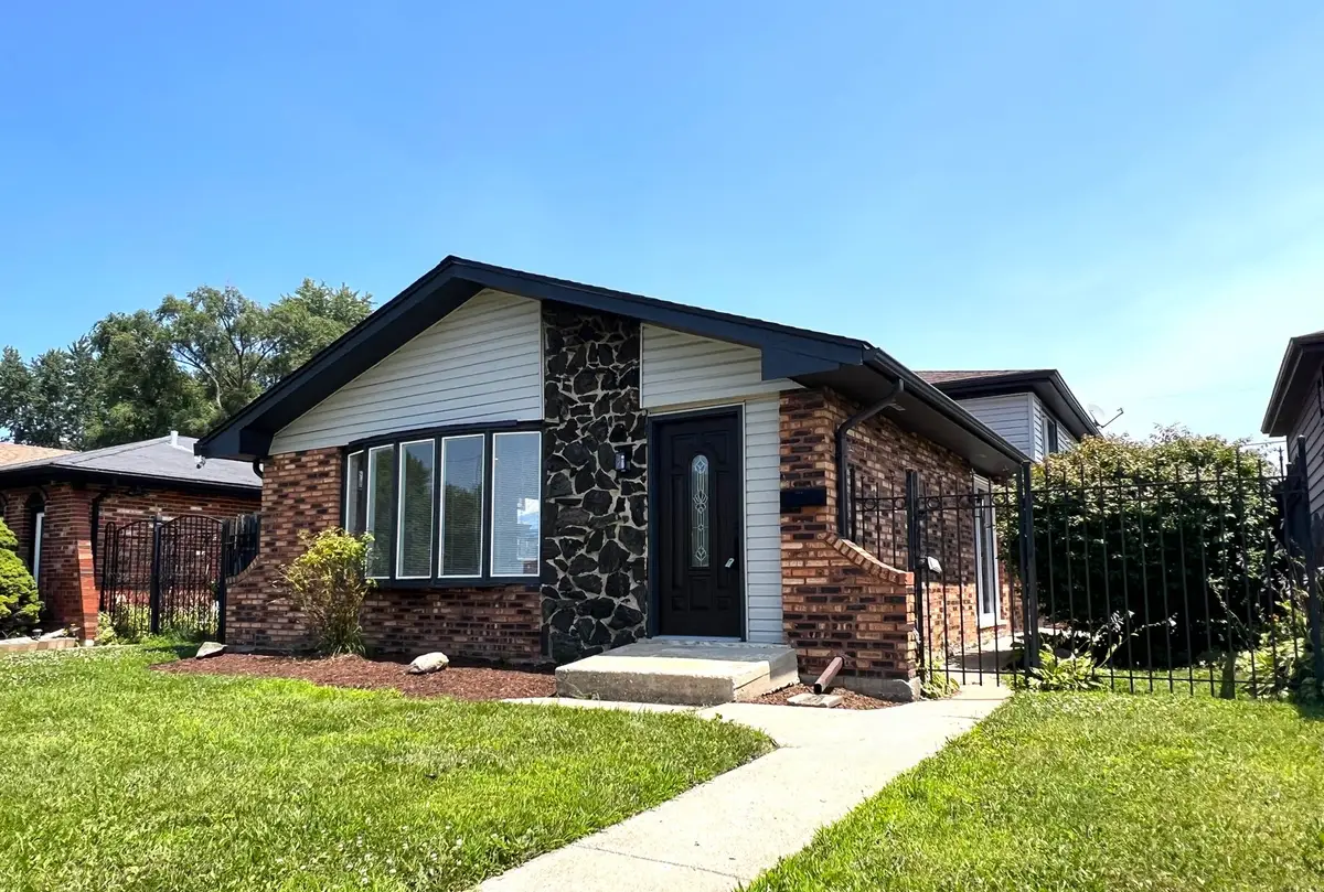 513 Superior Avenue, Calumet City, IL 60409 - #1