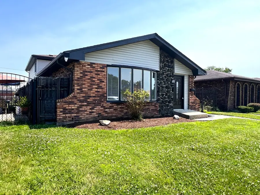 513 Superior Avenue, Calumet City, IL 60409 - #3