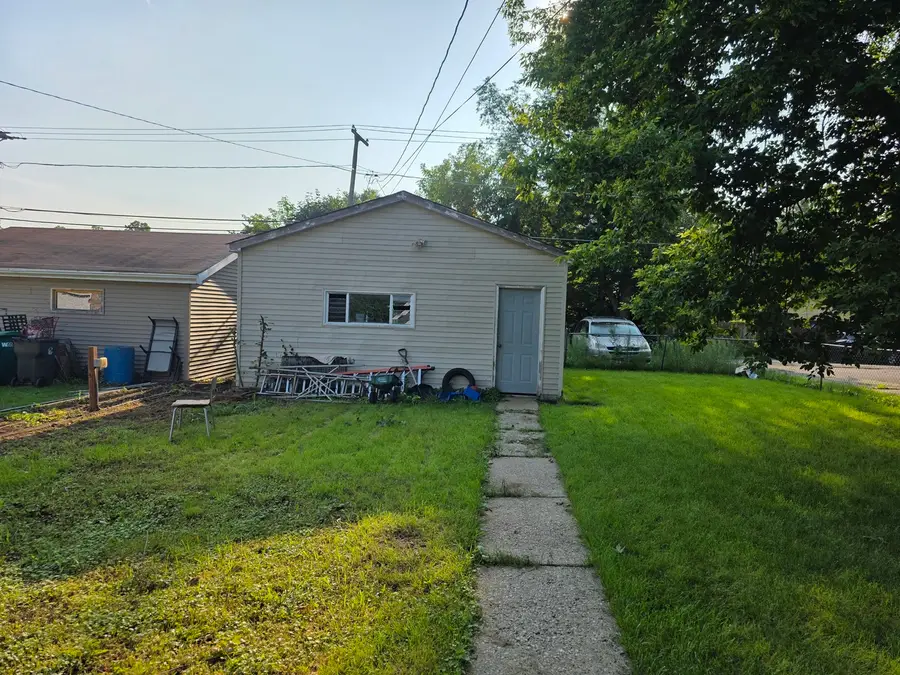 3221 Enoch Avenue, Zion, IL 60099 - #2
