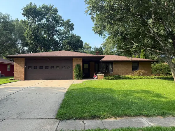 Address Withheld By Seller, Sugar Grove, IL 60554