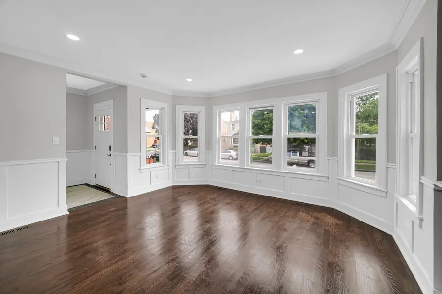 3048 N Marmora Avenue, Chicago, IL 60634 - #3