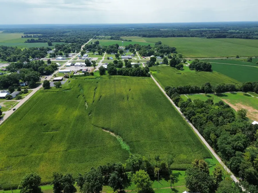 000 N Cedar Street, Iuka, IL 62849 - #2