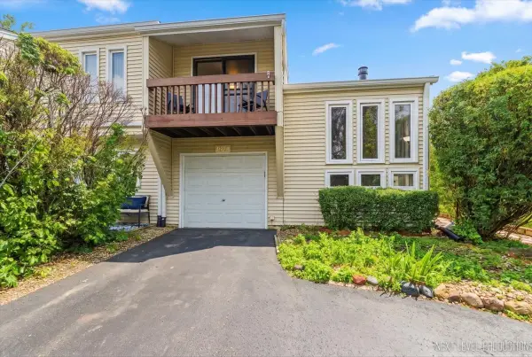 1641 Cove Court, Naperville, IL 60565