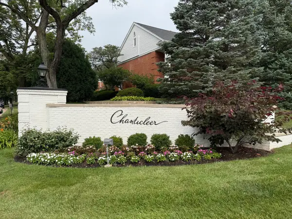 1205 Chanticleer Lane, Hinsdale, IL 60521