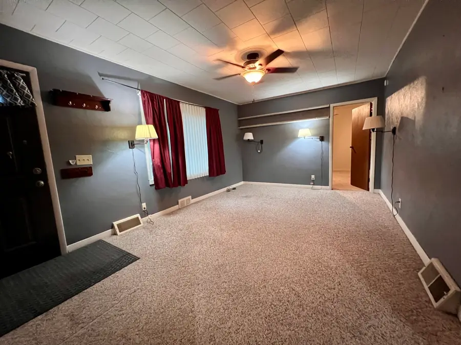 2807 W 49th Street, Davenport, IA 52806 - #3