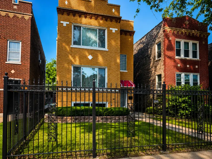 1747 N Luna Avenue, Chicago, IL 60639 - #2