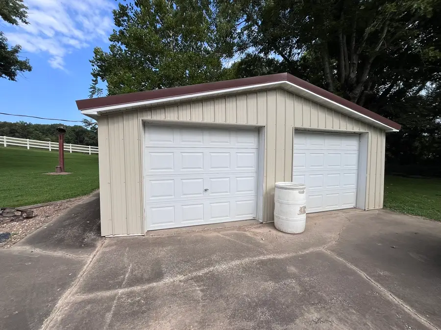 1720 Hugenberg Lane, Fowler, IL 62338 - #3