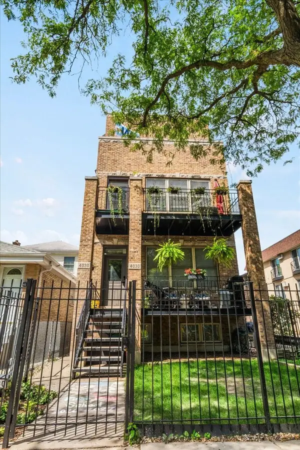 4030 N California Avenue #3, Chicago, IL 60618