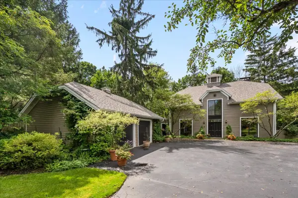 Address Withheld By Seller, Lake Forest, IL 60045