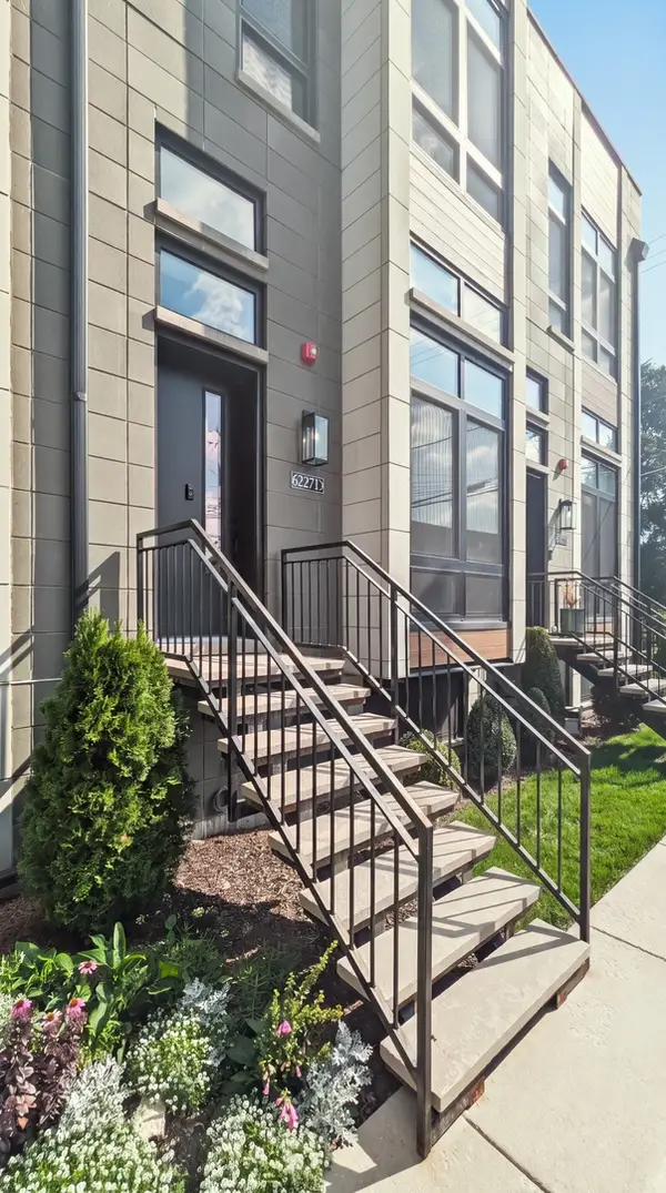 6227 D S Ellis Avenue, Chicago, IL 60637