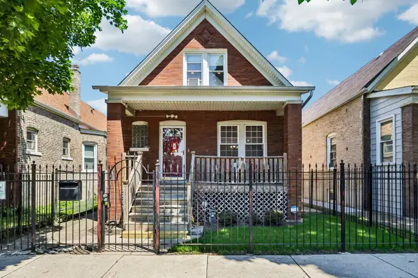 3234 W Haddon Avenue, Chicago, IL 60651