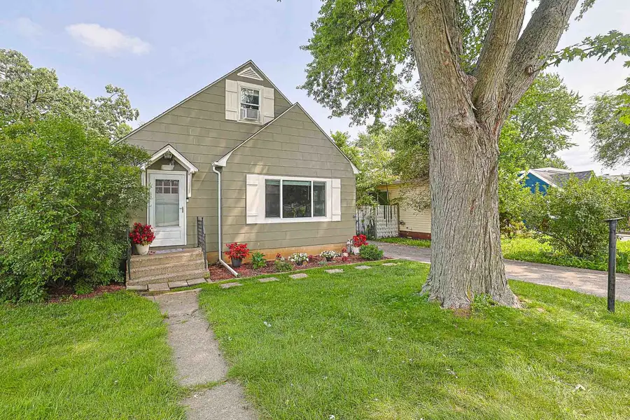 1429 Ridgeway Avenue, Round Lake Beach, IL 60073 - #3