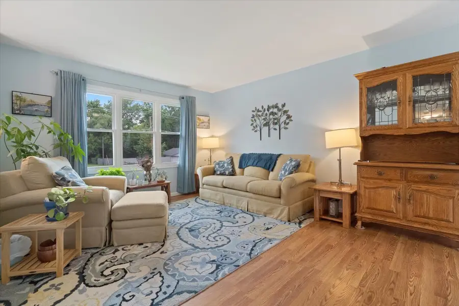 424 E Shorewood Road, Round Lake Beach, IL 60073 - #2