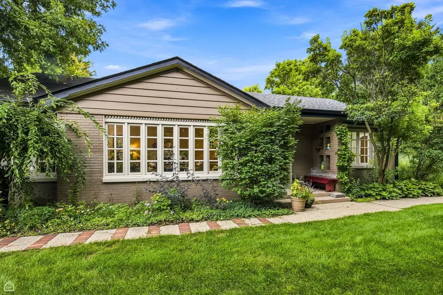 901 Cherokee Road, Wilmette, IL 60091 - #2