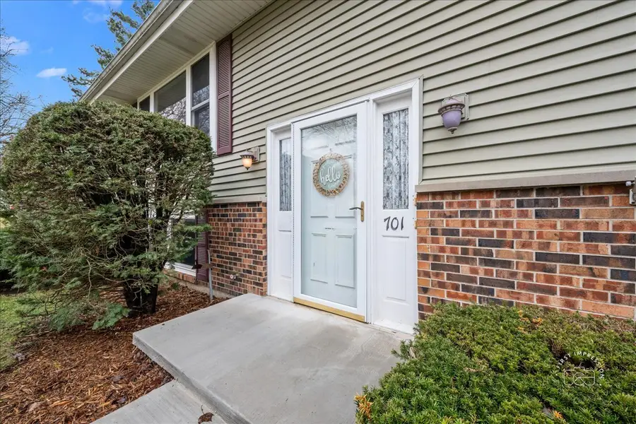 701 Viking Drive, Batavia, IL 60510 - #2