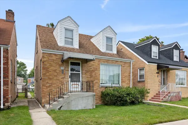 3750 N Pittsburgh Avenue, Chicago, IL 60634