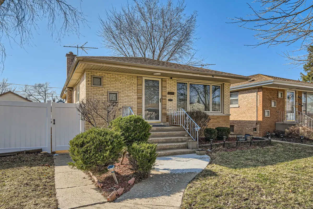 11246 S Whipple Street, Chicago, IL 60655 - #1