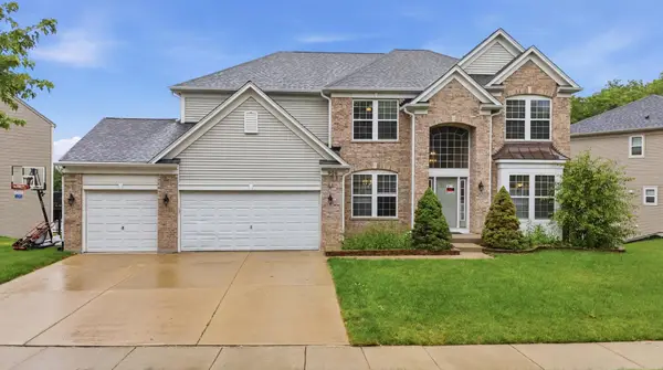 906 Blue Ridge Drive, Streamwood, IL 60107