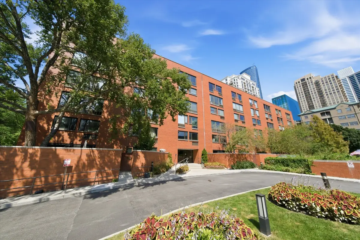 Address Withheld By Seller, Chicago, IL 60605 - #1