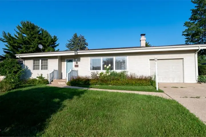 928 Woodland Drive, Rockford, IL 61108 - #1