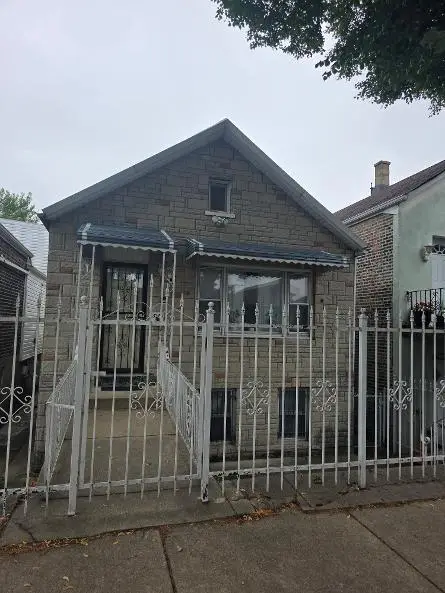 3341 S Hamilton Avenue, Chicago, IL 60608