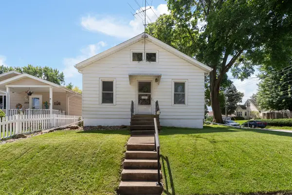 1201 E Central Park Avenue, Davenport, IA 50803