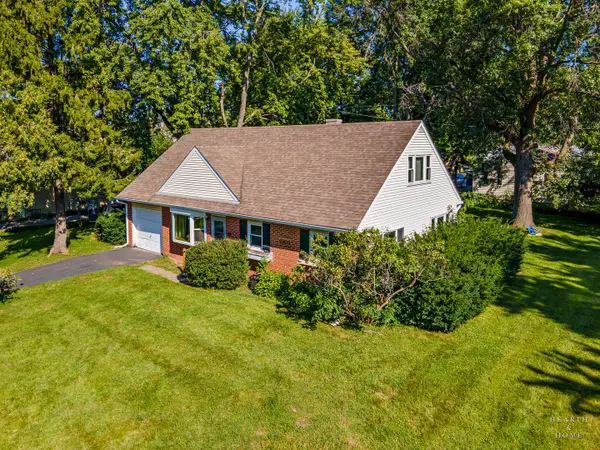 4904 Rose Street, Crystal Lake, IL 60014