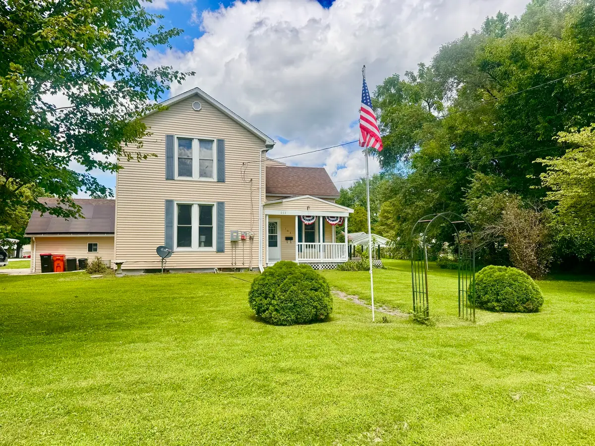 503 NE 3rd Street, Aledo, IL 61231 - #1