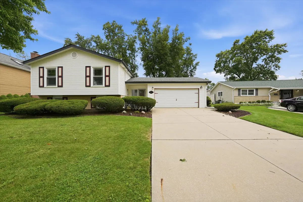 1025 Belair Drive, Darien, IL 60561 - #1