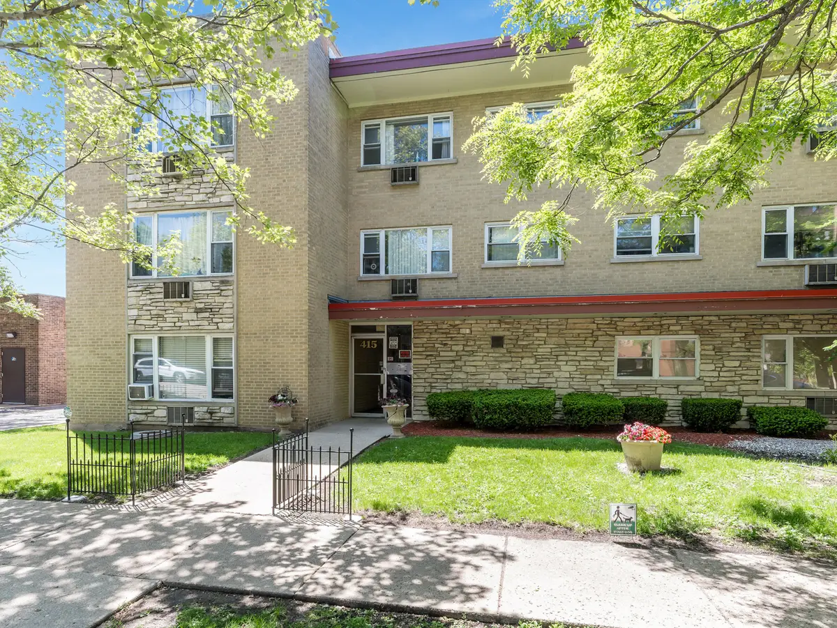 415 S Maple Avenue #202, Oak Park, IL 60302 - #1