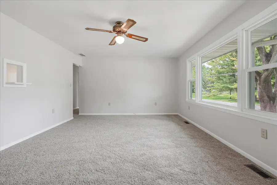 1000 E Jefferson Street, Clinton, IL 61727 - #3