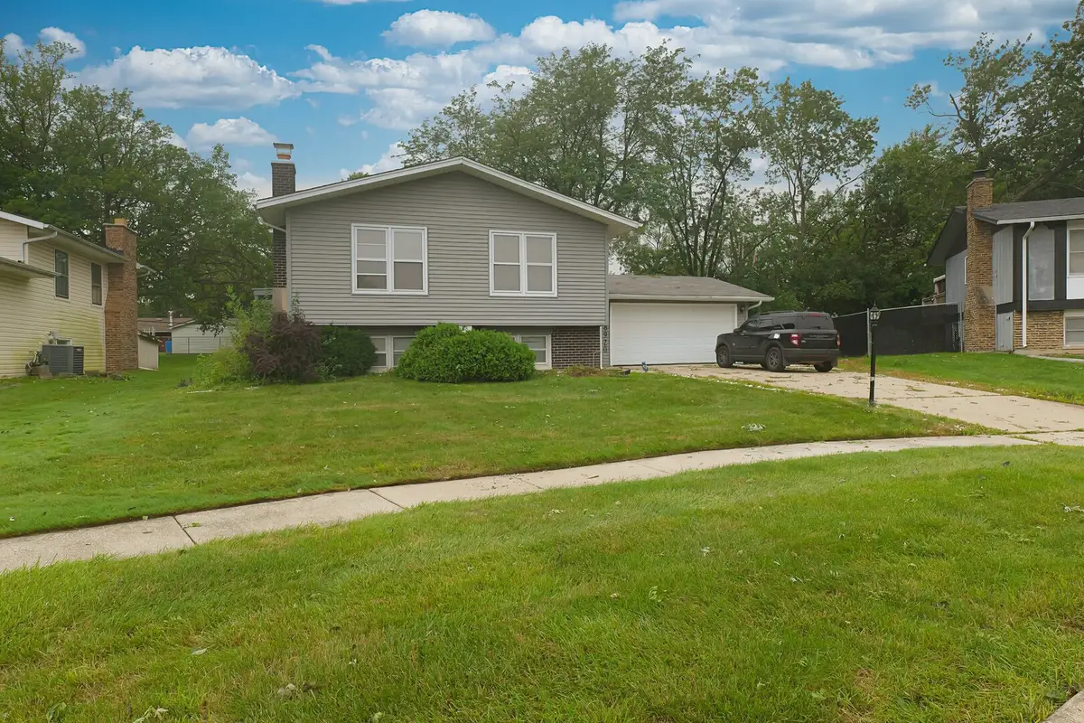 18920 S Maple Avenue, Country Club Hills, IL 60478 - #1