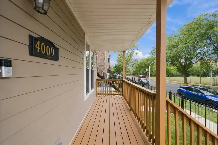 4009 S Vincennes Avenue, Chicago, IL 60653 - #3