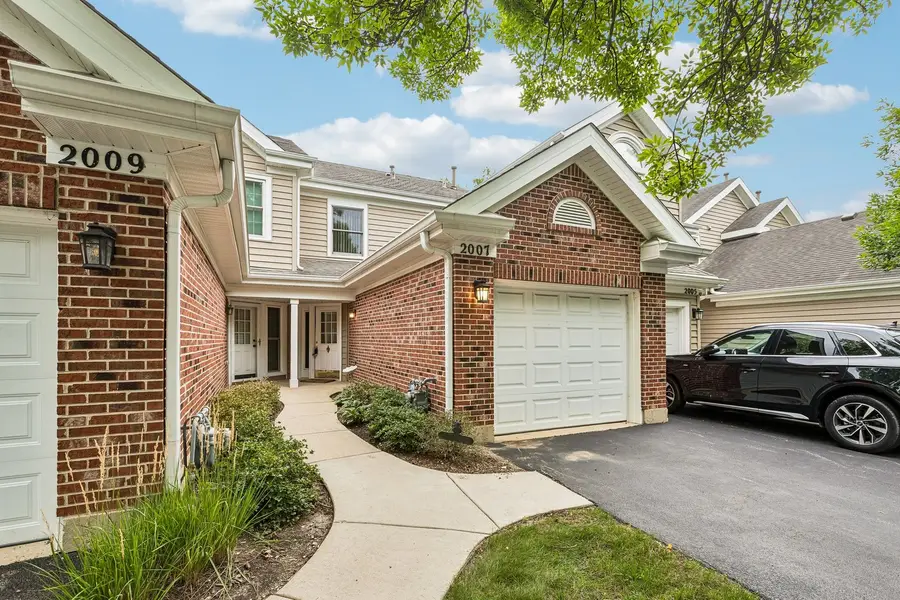 2007 N Coldspring Road, Arlington Heights, IL 60004 - #2