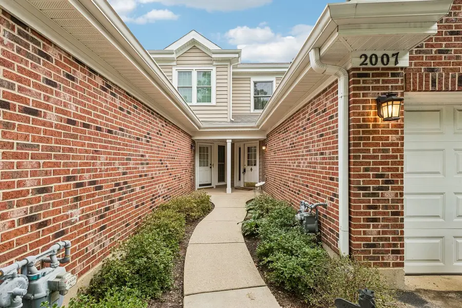 2007 N Coldspring Road, Arlington Heights, IL 60004 - #3
