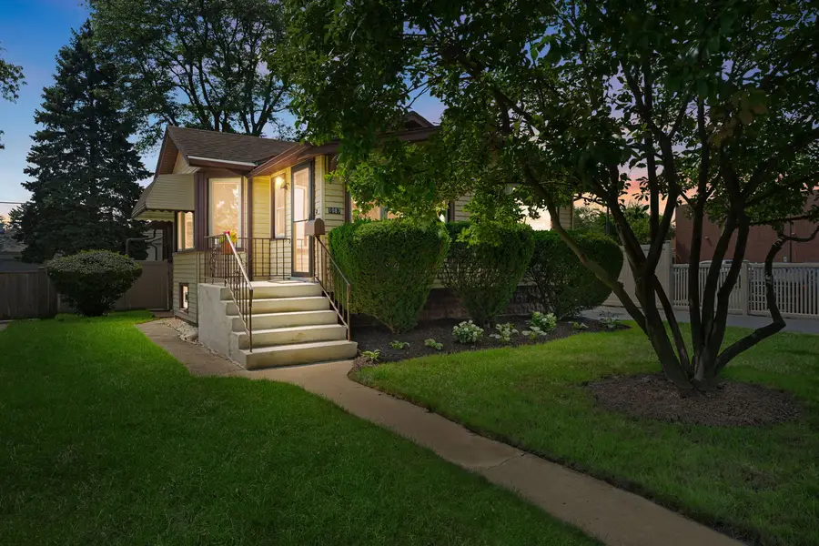 1087 Rose Avenue, Des Plaines, IL 60016 - #2