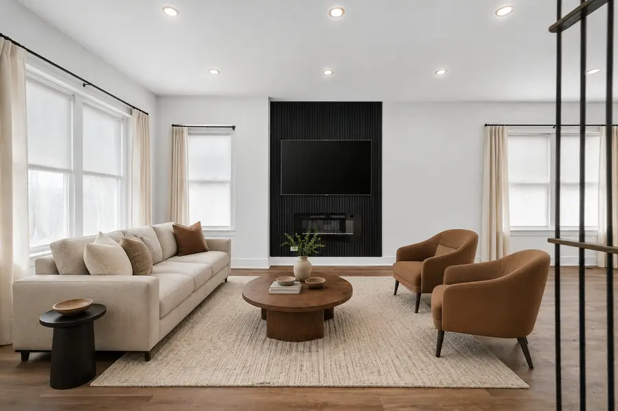 8717 S Bishop Street, Chicago, IL 60620 - #3