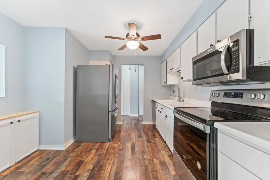 1505 E Central Road #402-A, Arlington Heights, IL 60005 - #3